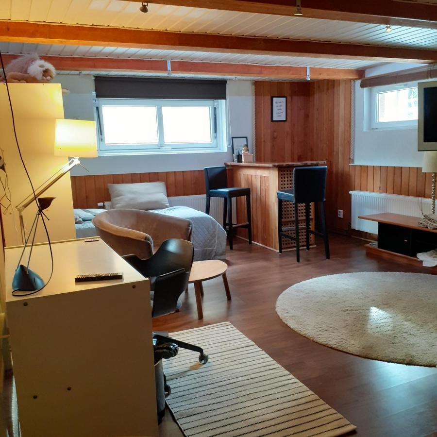 אספו Room In Villa Emilia מראה חיצוני תמונה