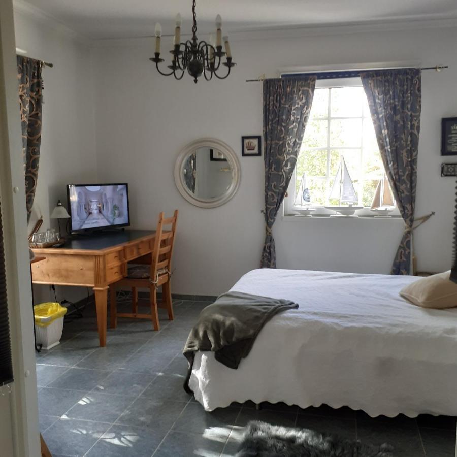 אספו Room In Villa Emilia מראה חיצוני תמונה