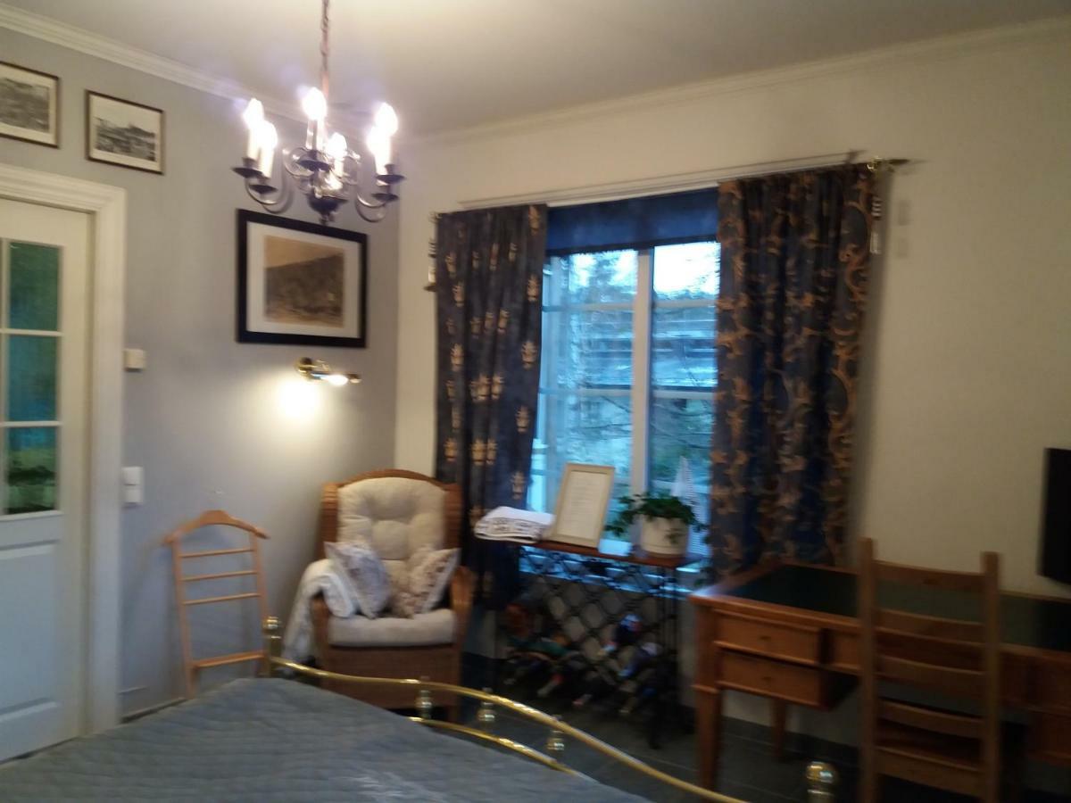 אספו Room In Villa Emilia מראה חיצוני תמונה